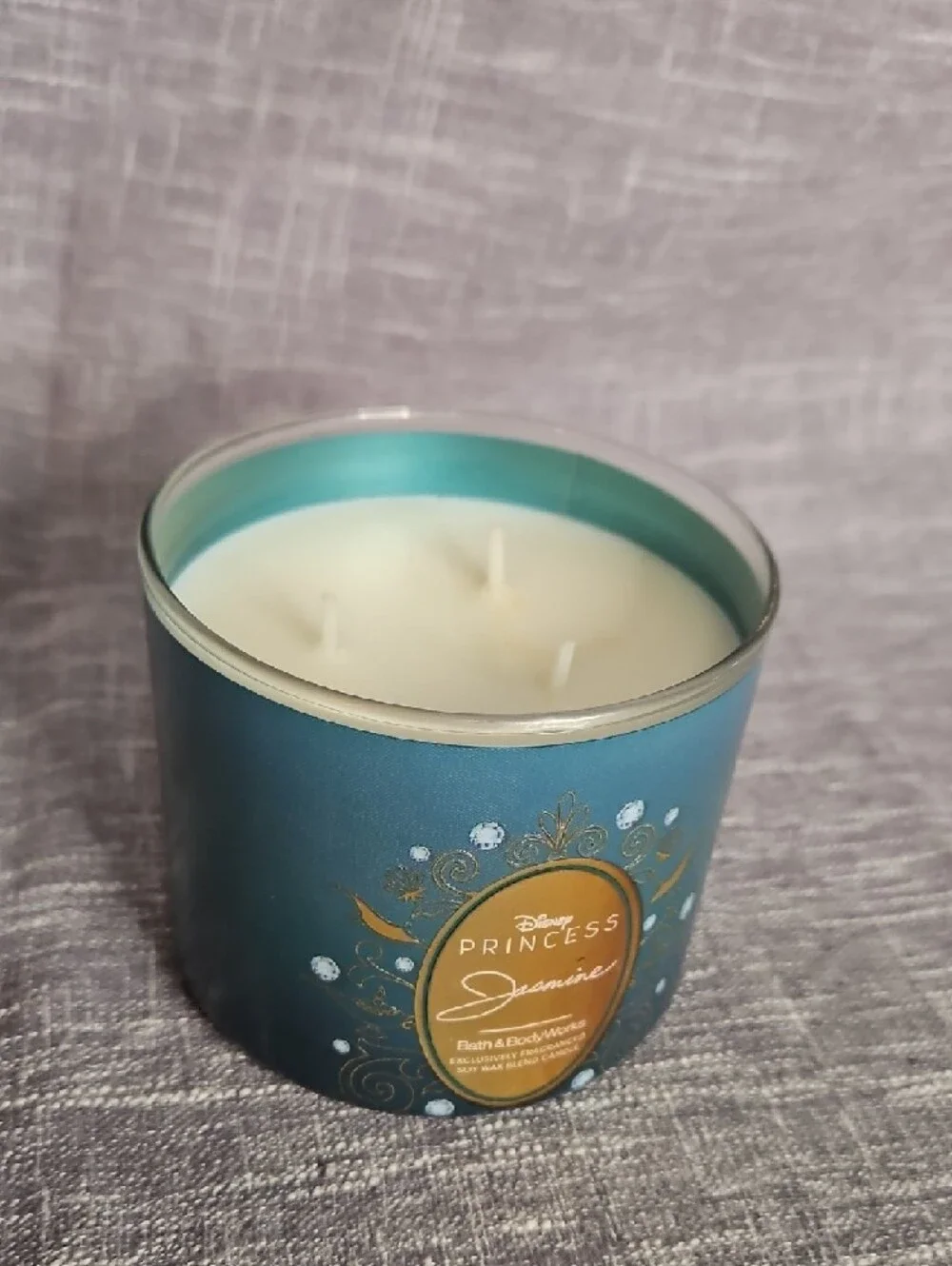 Bath & Body Works fragrant jasmine